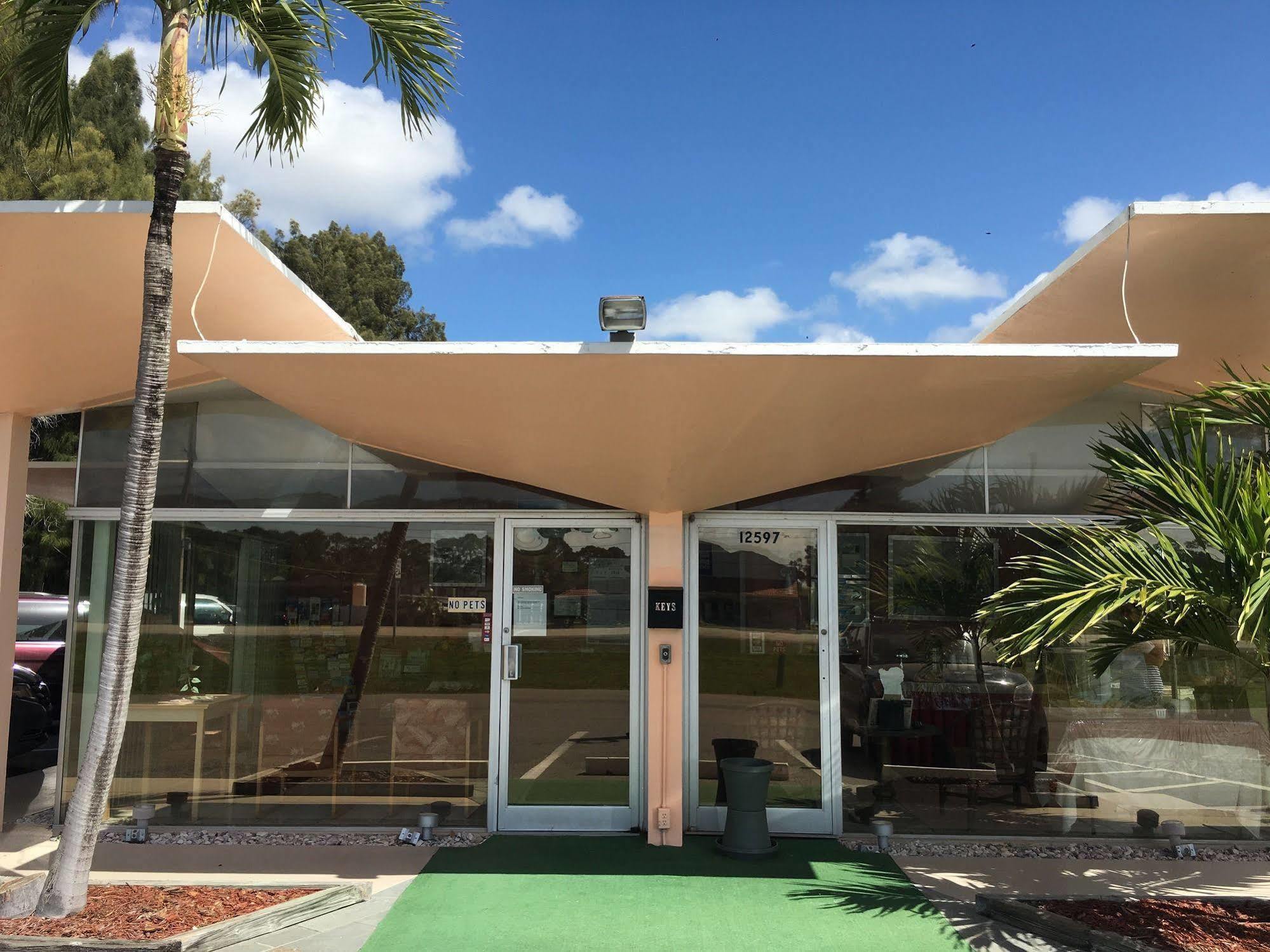 Warm Mineral Springs Motel ノースポート エクステリア 写真